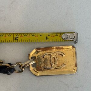 CHANEL Gold Charm - Large - Vintage